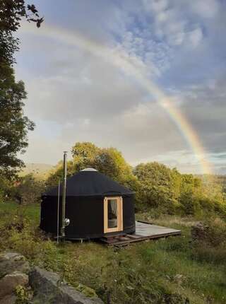 Фото Люкс-шатры Black Yurt г. Стара-Каменица